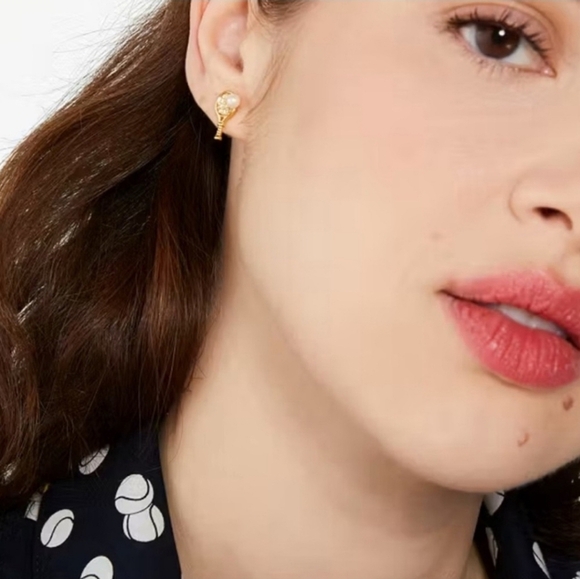 🔹️Kate Spade 🔹️Queen Of The Court Tennis Stud Earrings (Sold Out) - Picture 3 of 6